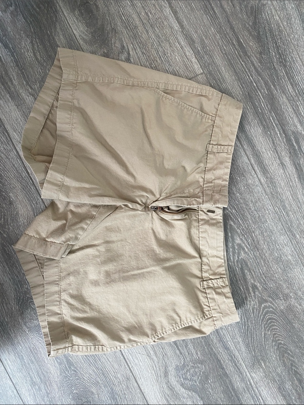 J. Crew Women's Beige Khaki Shorts - Neutral Tan
